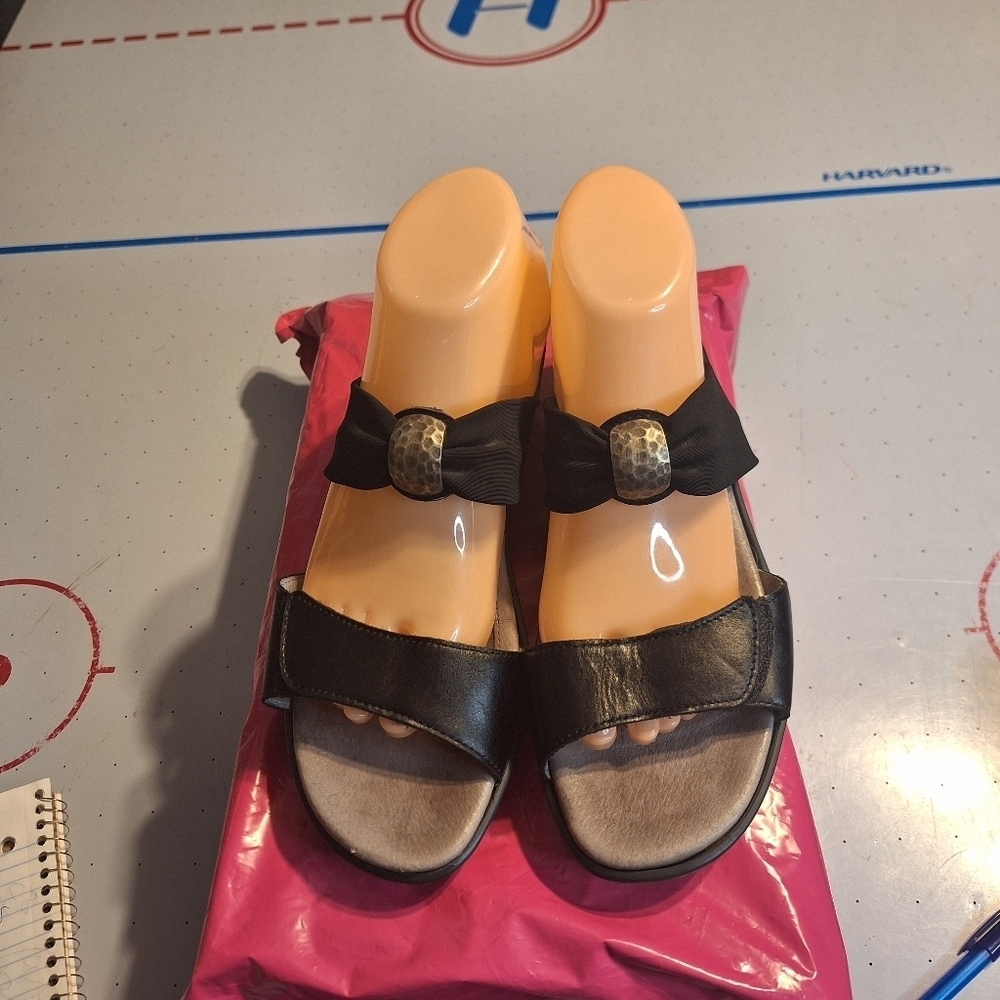 Naot Women's Black Slide Sandals with Bow. Size 40